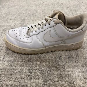 VINTAGE Nike Men’s Air Force 1 Low - White/Cream